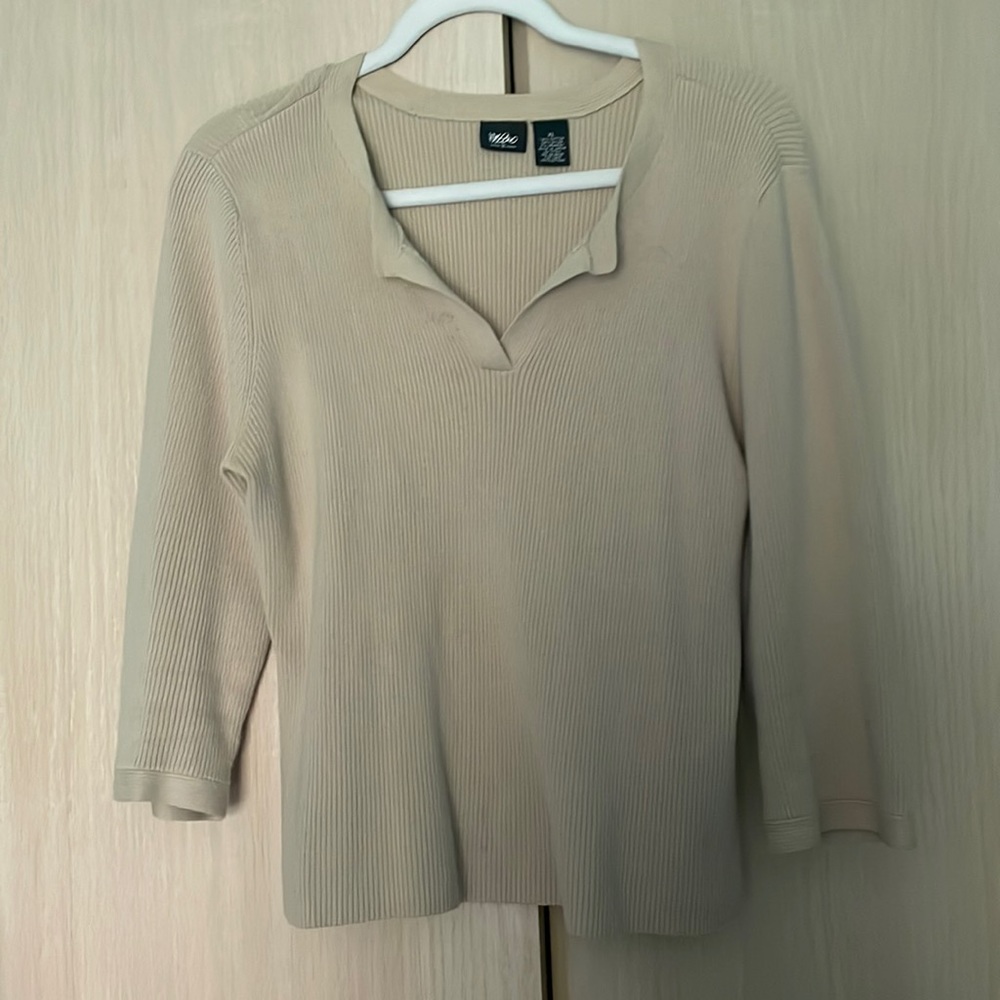 Vintage women’s sweater